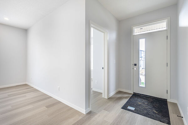 Calgary 4 bedrooms Main Floor for rent. Property photo: 575574-3