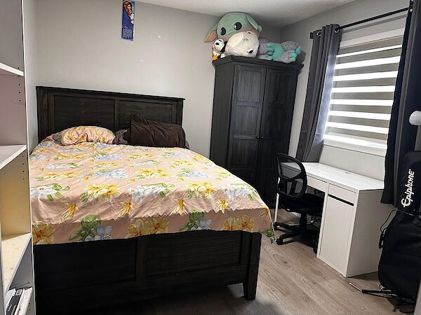 Calgary 3 + Den bedrooms House for rent. Property photo: 575628-2