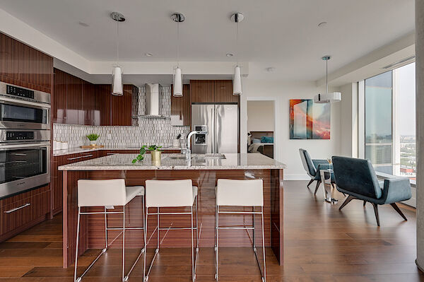 Edmonton 2 + Den bedrooms Condo Unit for rent. Property photo: 576153-3