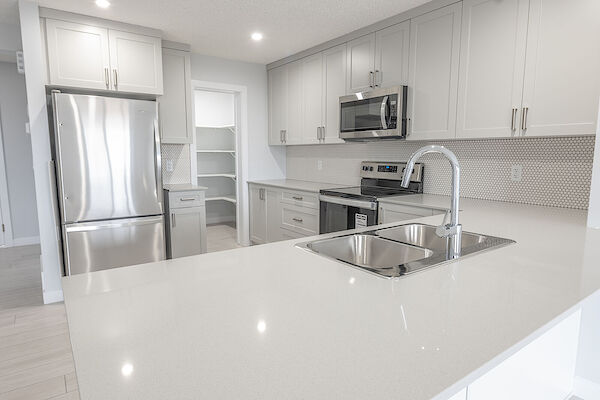 Edmonton 3 bedrooms House for rent. Property photo: 576261-2