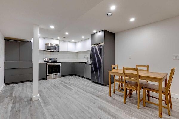 Calgary 2 bedrooms Basement for rent. Property photo: 577160-3