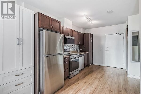 Calgary 1 bedroom Condo Unit for rent. Property photo: 577368-3