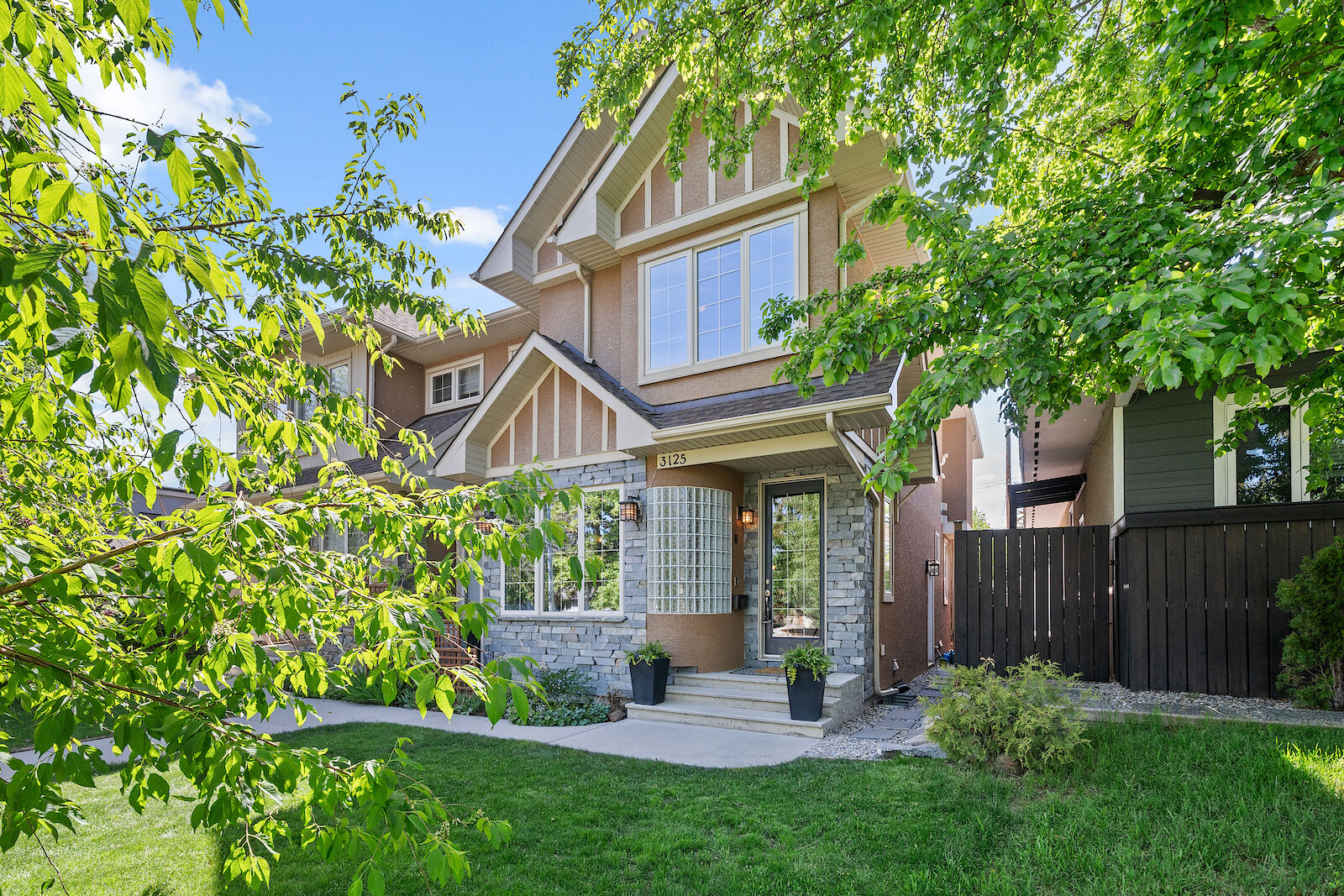 Calgary 3 bedrooms Main Floor for rent. Property photo: 577658-1