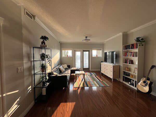 Edmonton 1 bedroom Room For Rent for rent. Property photo: 577863-3