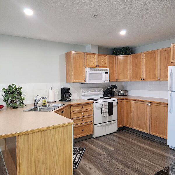 Red Deer 1 bedroom Condo Unit for rent. Property photo: 577909-2
