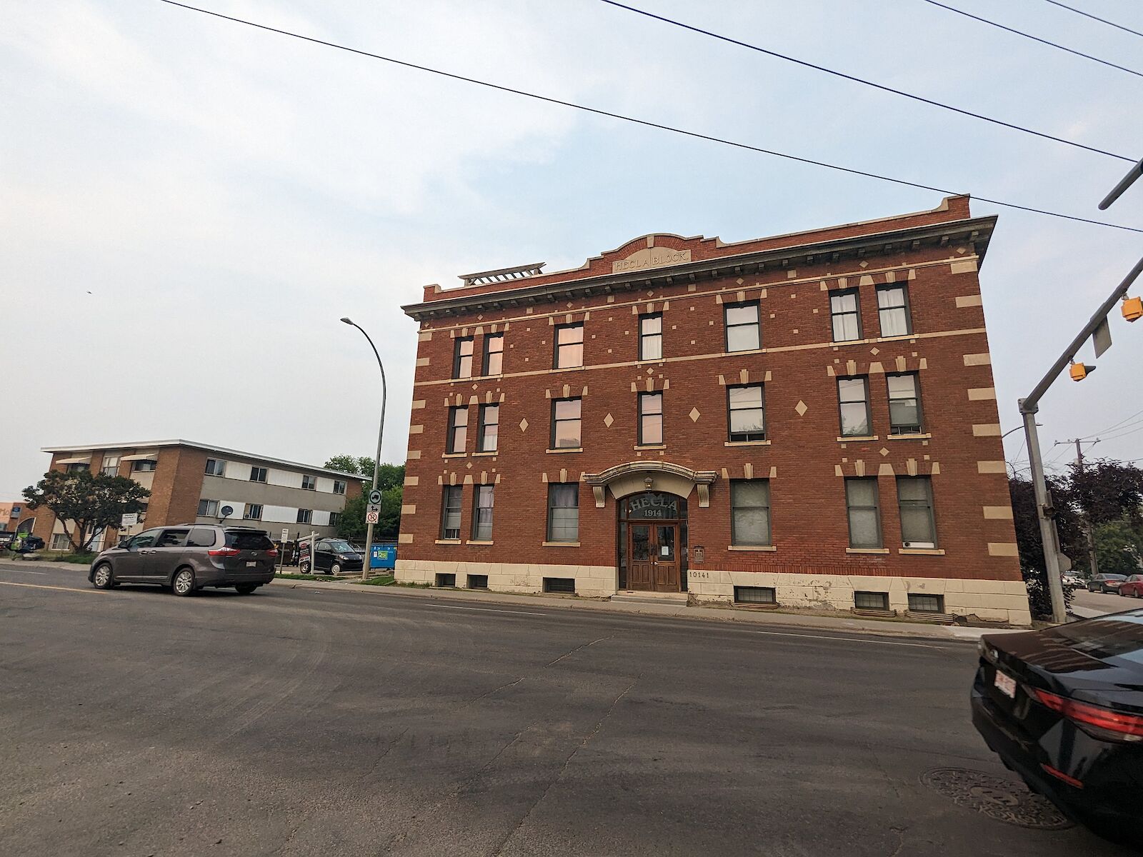 Edmonton studio Loft for rent. Property photo: 577949-1