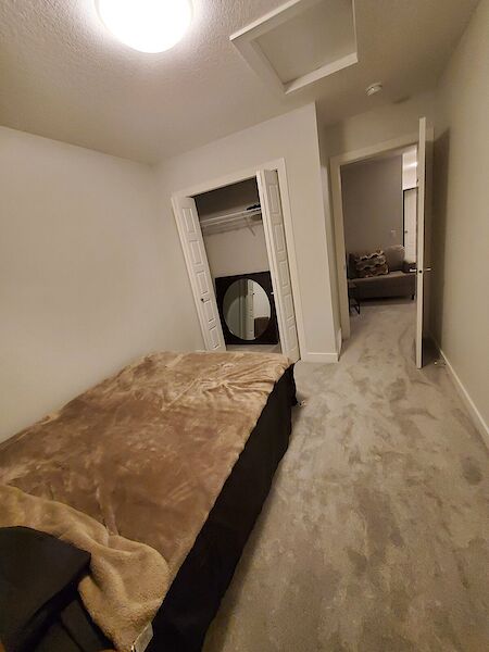 Calgary 1 bedroom Room For Rent for rent. Property photo: 577993-2