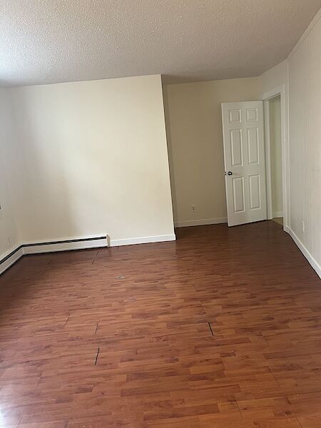 Edmonton 1 bedroom Basement for rent. Property photo: 578983-2