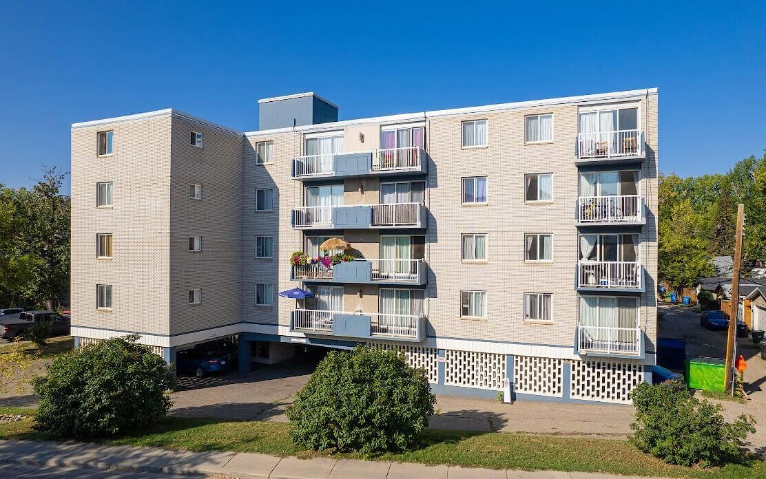 Calgary bachelor bedrooms Apartment for rent. Property photo: 579051-1