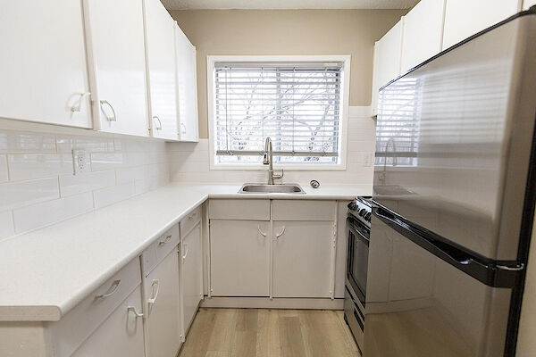 +Elbow+Mission+Apartments+Kitchen Calgary 1 bedroom Apartment for rent. Property photo: 579338-3