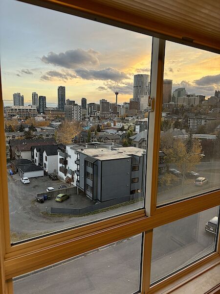Calgary 2 bedrooms Apartment for rent. Property photo: 579542-2