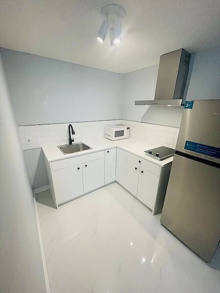 Calgary 1 bedroom Basement for rent. Property photo: 579637-3