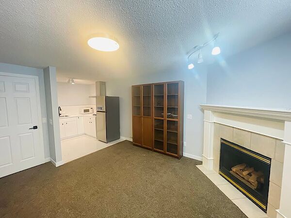 Calgary 1 bedroom Basement for rent. Property photo: 579637-2