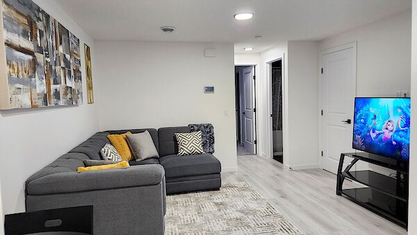 Calgary 1 bedroom Basement for rent. Property photo: 579684-2