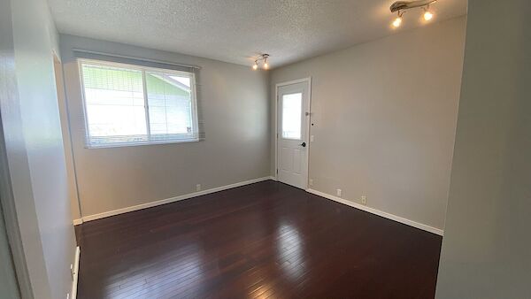 Calgary 3 bedrooms Main Floor for rent. Property photo: 579907-3