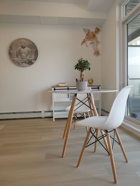 Calgary 1 bedroom Condo Unit for rent. Property photo: 580353-2