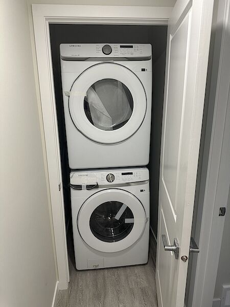 Calgary 2 bedrooms Basement for rent. Property photo: 581370-2