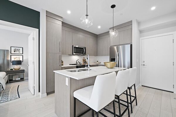 Calgary 2 + Den bedrooms Apartment for rent. Property photo: 581447-3