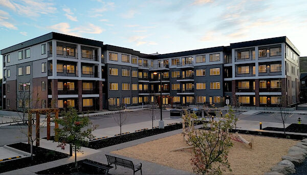 Calgary 2 + Den bedrooms Apartment for rent. Property photo: 581447-2