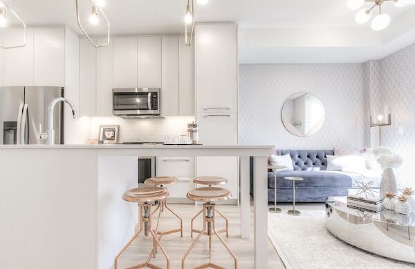 Calgary 1 bedroom Condo Unit for rent. Property photo: 581526-3