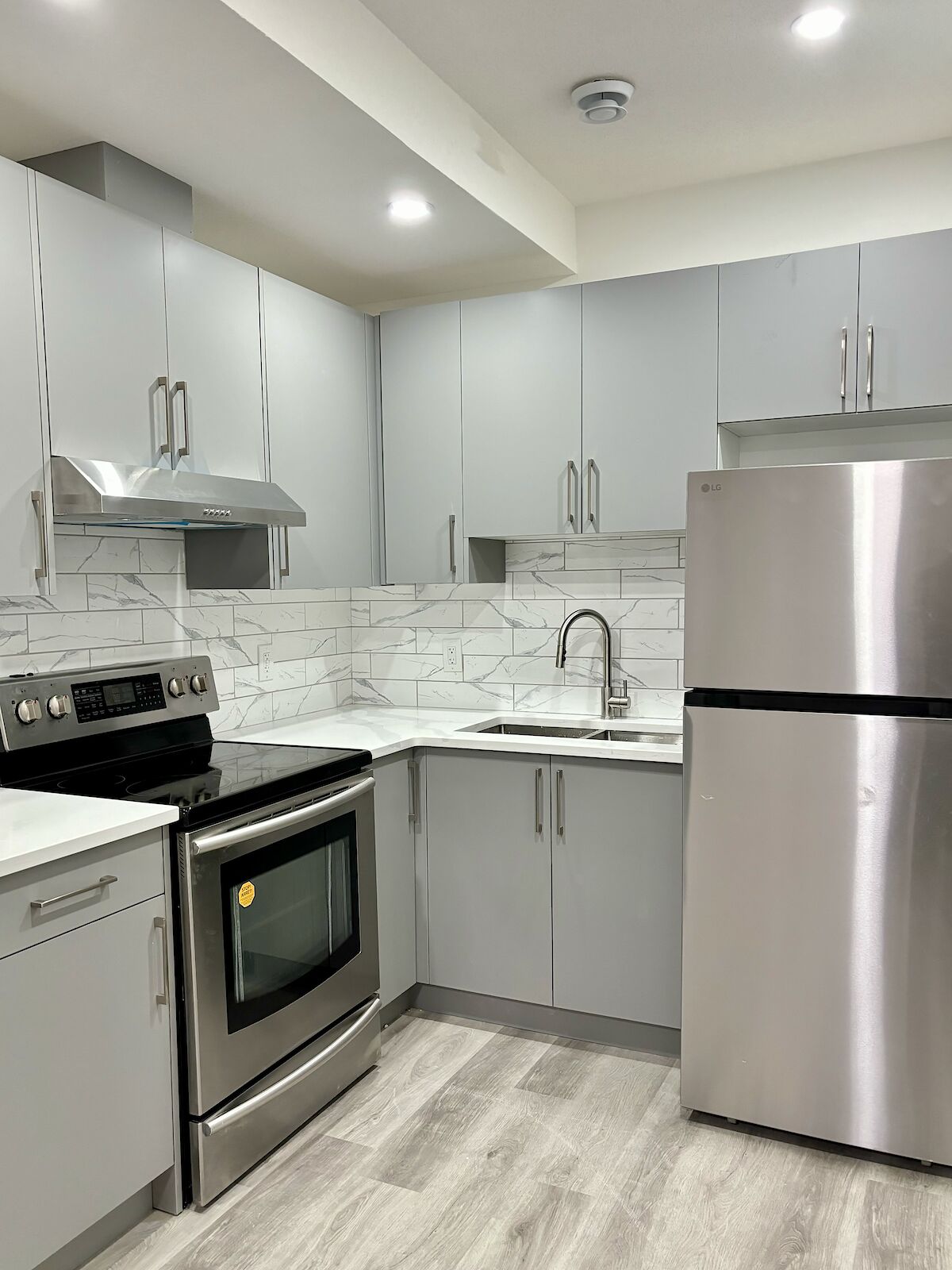 Calgary 2 bedrooms Basement for rent. Property photo: 581664-1