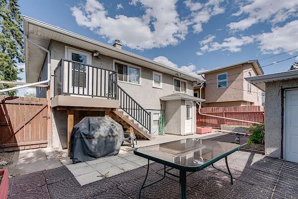 Calgary 2 bedrooms Basement for rent. Property photo: 581988-2