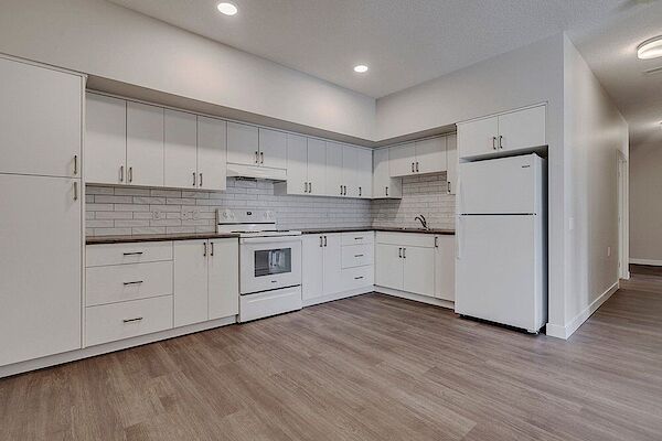 Calgary 1 bedrooms Apartment for rent. Property photo: 582221-2