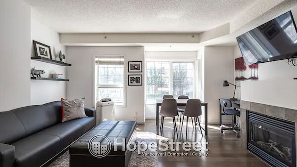 Calgary 2 bedrooms Condo Unit for rent. Property photo: 583300-2