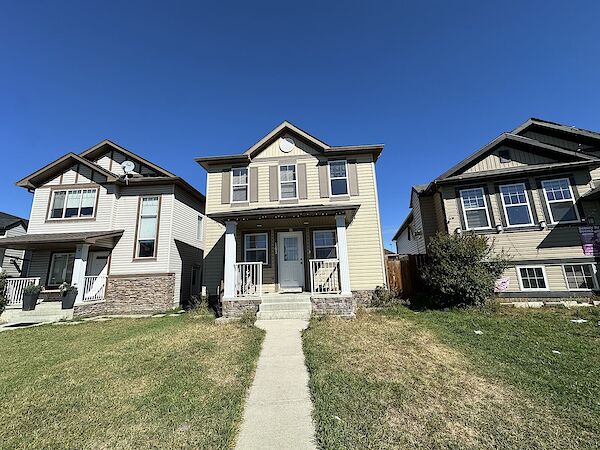 Calgary 3 + Den bedrooms Main Floor for rent. Property photo: 583895-2