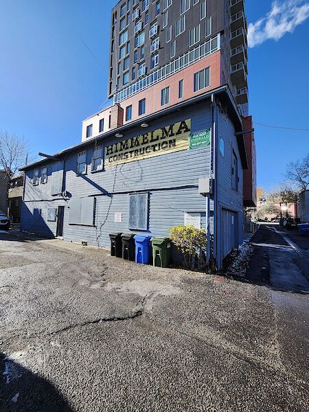 Calgary studio Apartment for rent. Property photo: 584900-2