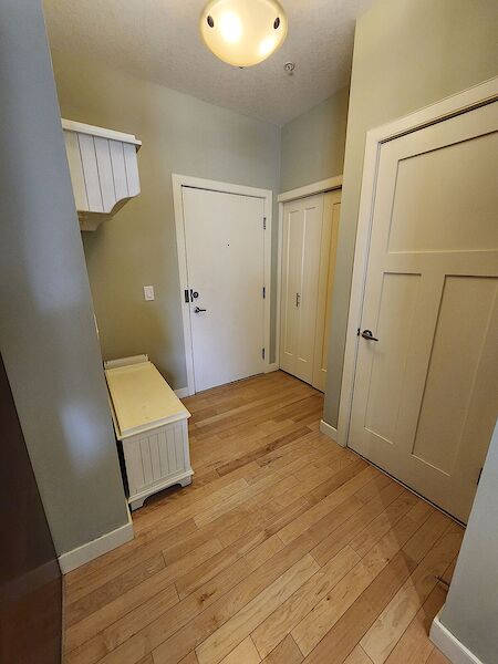 Calgary 2 bedrooms Apartment for rent. Property photo: 584901-2