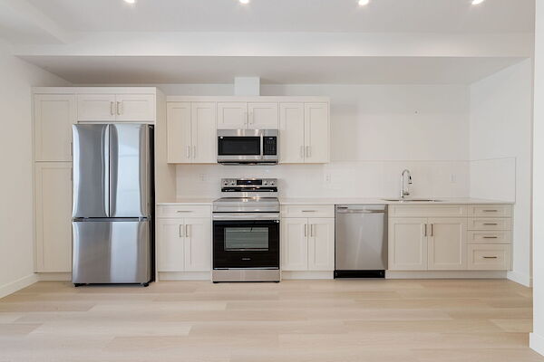 Calgary 1 bedroom Condo Unit for rent. Property photo: 586314-2