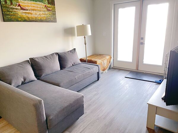 Edmonton 1 bedroom Basement for rent. Property photo: 586667-2