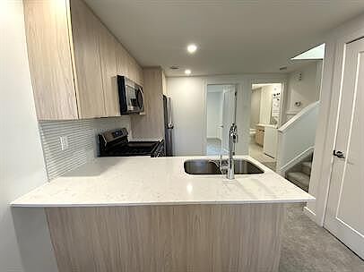 Edmonton 1 bedroom Basement for rent. Property photo: 586952-3