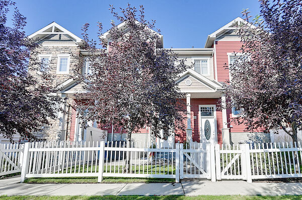 Edmonton 3 + Den bedrooms Condo Unit for rent. Property photo: 587013-2