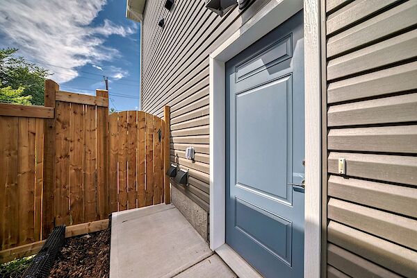 Edmonton 1 bedroom Basement for rent. Property photo: 587825-3