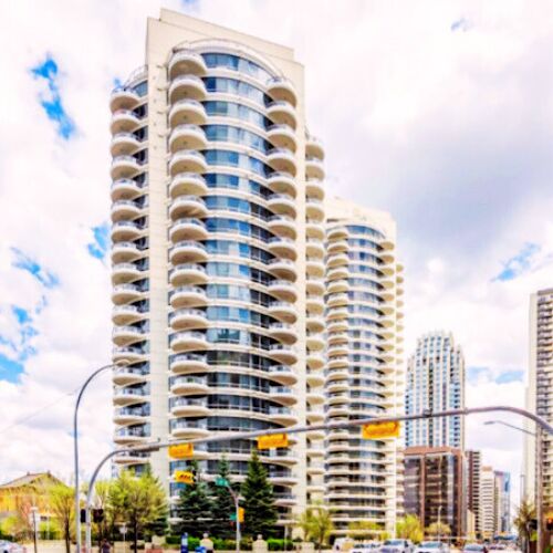 Calgary 2 + Den bedrooms Condo Unit for rent. Property photo: 587877-1