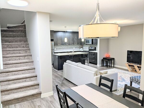 Calgary 2 bedrooms Townhouse for rent. Property photo: 588039-3
