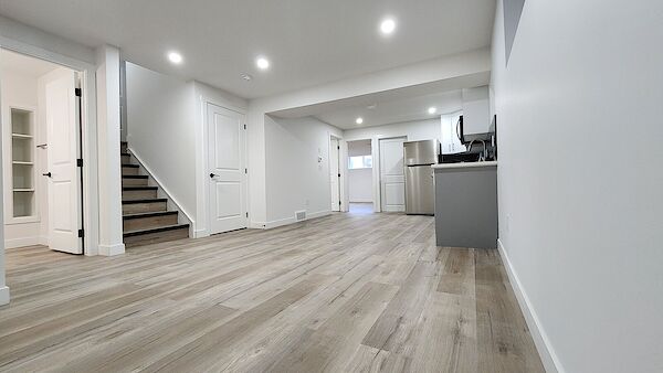 Cochrane 2 bedrooms Basement for rent. Property photo: 588313-3