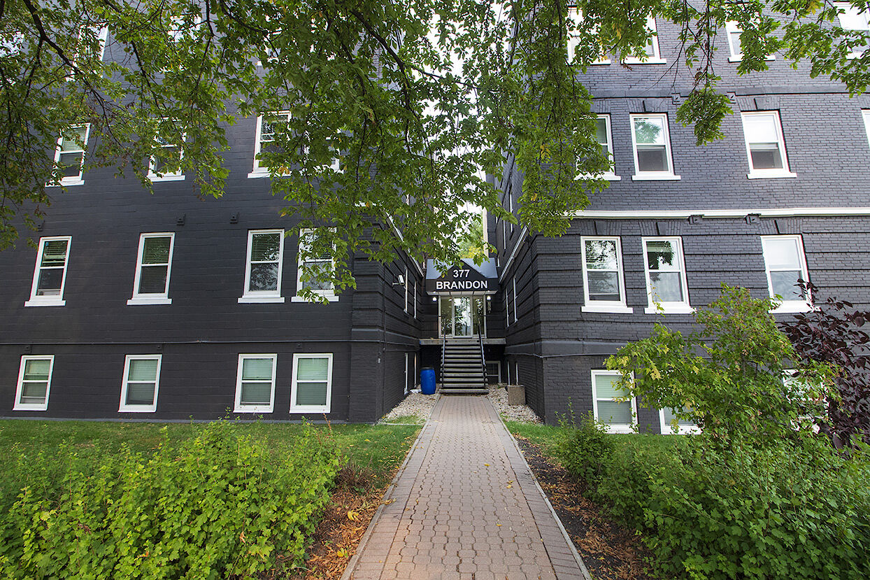 Winnipeg 2 bedrooms Apartment for rent. Property photo: 589209-1