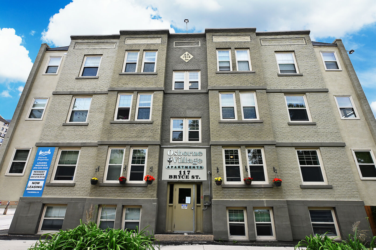 Winnipeg 2 bedrooms Apartment for rent. Property photo: 589212-1