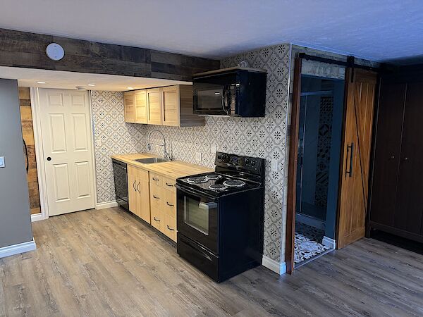 Cochrane studio Basement for rent. Property photo: 590043-2