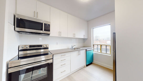 Toronto 2 bedrooms Condo Unit for rent. Property photo: 590289-3