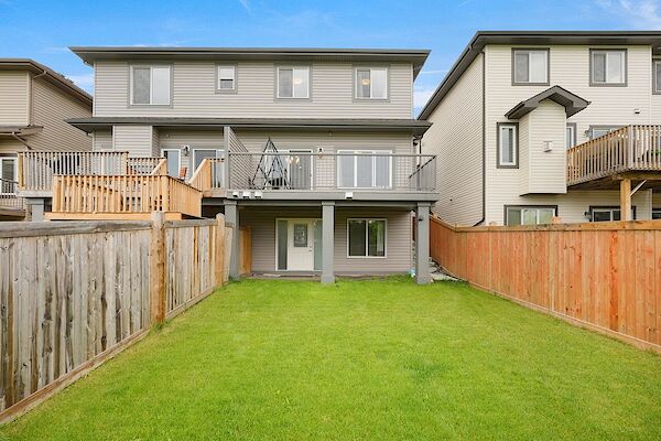 Edmonton 3 bedrooms Main Floor for rent. Property photo: 591484-2