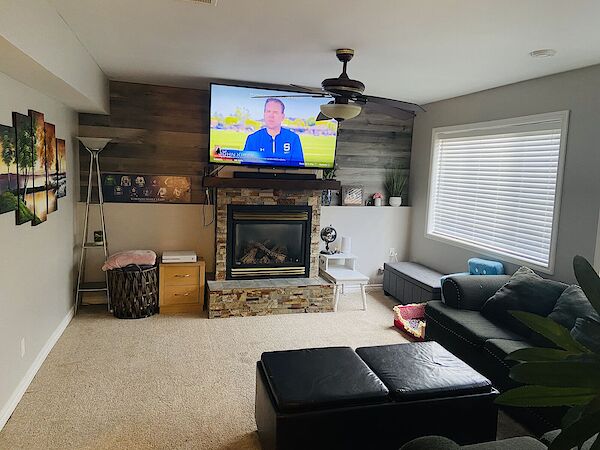 Airdrie 2 bedrooms Basement for rent. Property photo: 591577-2