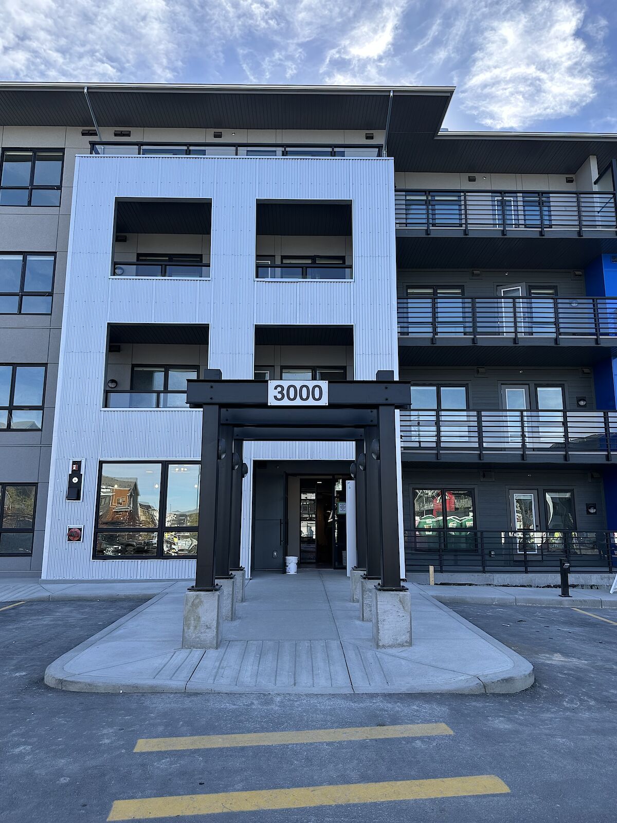 Calgary 1 bedroom Condo Unit for rent. Property photo: 591581-1