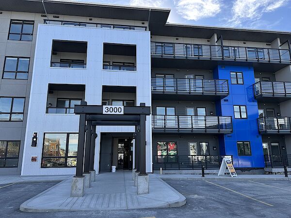 Calgary 1 bedroom Condo Unit for rent. Property photo: 591581-2