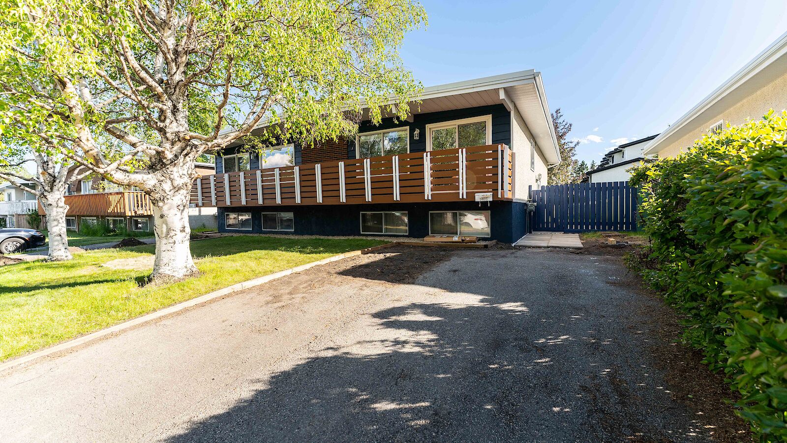 Calgary 2 bedrooms Duplex for rent. Property photo: 591761-1