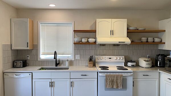 Calgary 4 bedrooms House for rent. Property photo: 592196-2