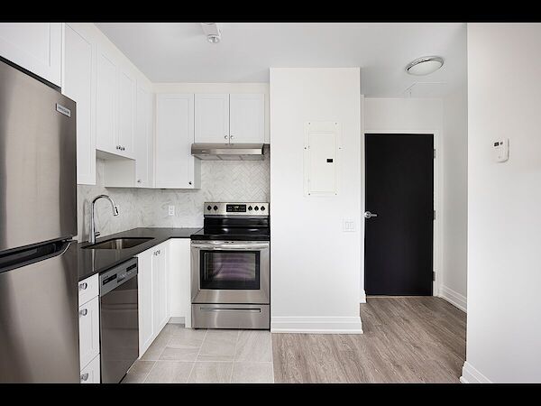 Toronto 1 bedroom Apartment for rent. Property photo: 592208-3